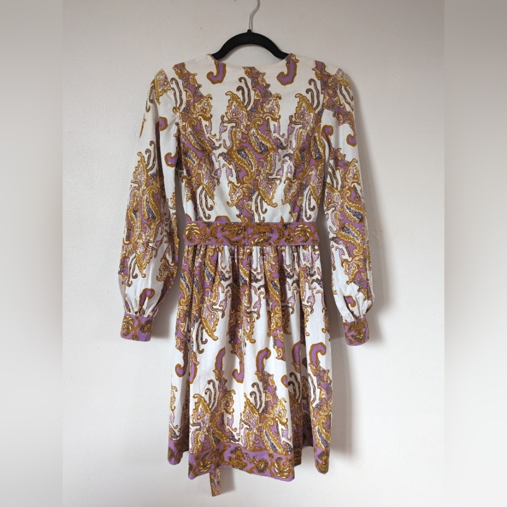 Amazing 1960s Batik mod mini dress